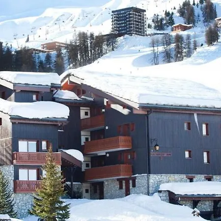 Les Arolles - 1800, For 4 People La Plagne